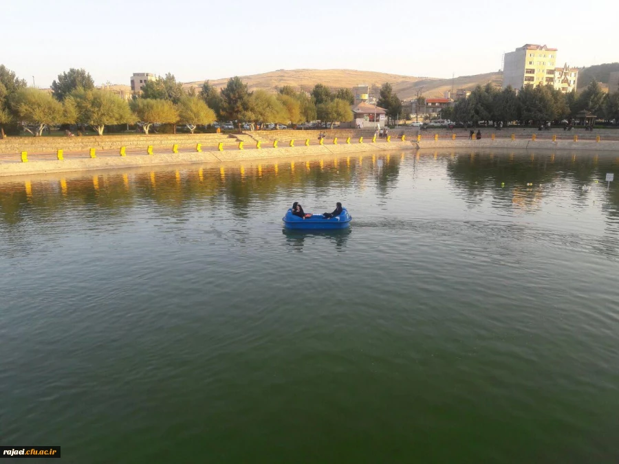 بازدید مهارت آموزان از بوستان بزرگ ائللر باغی و پذیرایی با بستنی و کیک 2