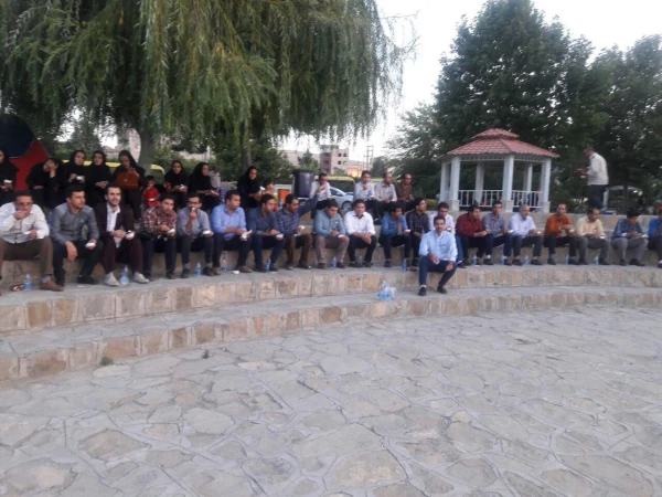 بازدید مهارت آموزان از بوستان بزرگ ائللر باغی و پذیرایی با بستنی و کیک