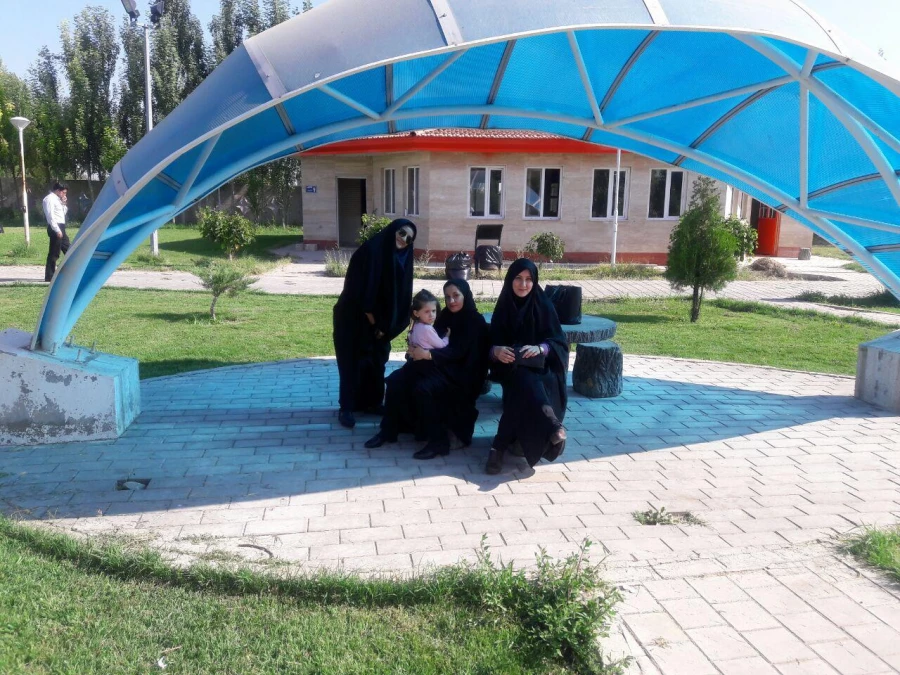 شرکت مهارت آموزان در اردو و برگزاری مسابقات ورزشی و تفریحی با اهدا جایزه به برندگان در مجتمع امام علی (ع)