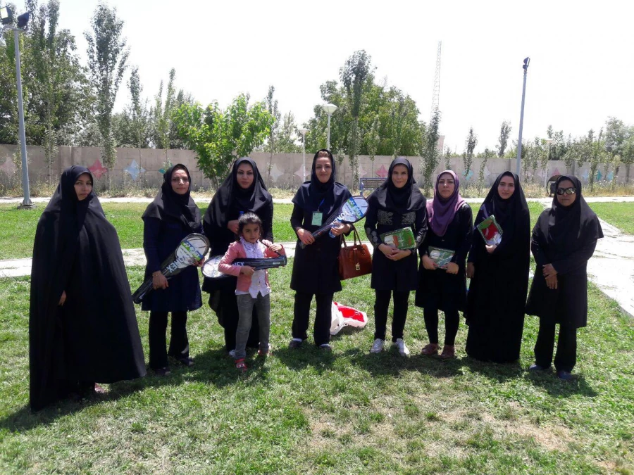 شرکت مهارت آموزان در اردو و برگزاری مسابقات ورزشی و تفریحی با اهدا جایزه به برندگان در مجتمع امام علی (ع)