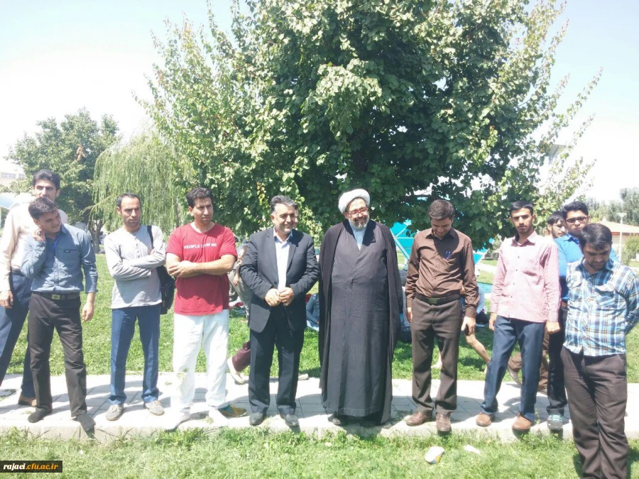 حضور دکتر صادق زاده و دکتر فزون مهر در جمع مهارت آموزان ماده 28 در اردو 2