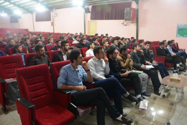 برگزاری کارگاه آموزشی فضای مجازی ؛ فرصت ها و تهدیدها