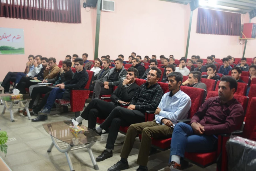 برگزاری کارگاه آموزشی آشنایی با مواد مخدر و روان گردان 6