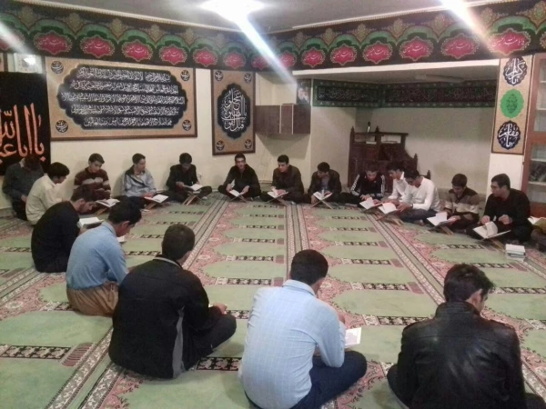 برگزاری جلسات هیئت قرآنی پردیس (تالیان نور ) 4