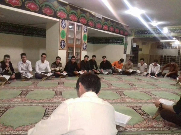 برگزاری جلسات هیئت قرآنی پردیس (تالیان نور ) 5