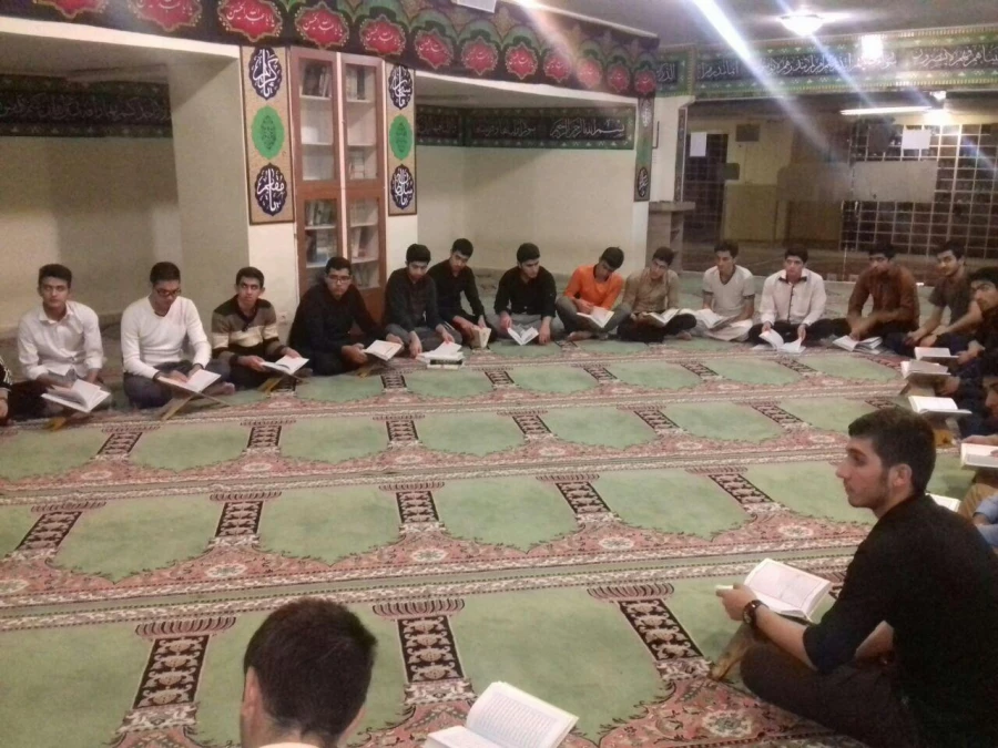 برگزاری جلسات هیئت قرآنی پردیس (تالیان نور )