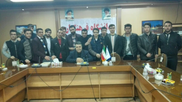 هم اندیشی سرپرست پردیس شهیدرجایی ارومیه با جمعی از دانشجومعلمان