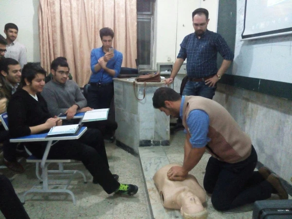 برگزاری دوره آموزشی 35 ساعته کمکهای اولیه    4