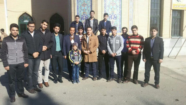 حضور منظم و هفتگی دانشجویان پردیس در فریضه عبادی و سیاسی نماز جمعه  2