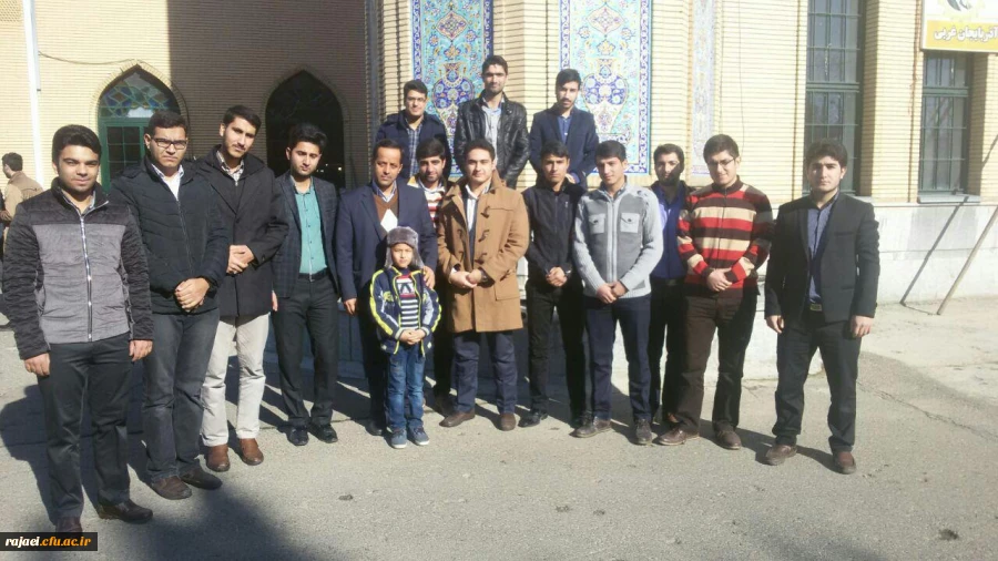 حضور منظم و هفتگی دانشجویان پردیس در فریضه عبادی و سیاسی نماز جمعه  2