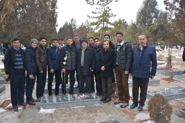 غبارروبی از مزار شهدای عالی مقام به مناسبت دهه فجر 3