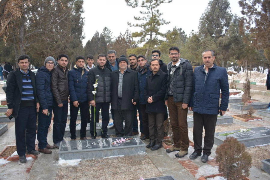 غبارروبی از مزار شهدای عالی مقام به مناسبت دهه فجر 3