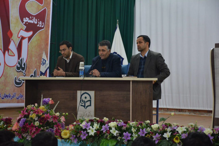 برگزاری جلسه پرسش و پاسخ مسئولین پردیس با دانشجویان