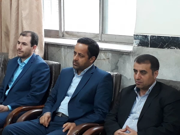 همزمان با گرامیداشت هفته آموزش 
نشست صمیمی مدیریت امورپردیس های دانشگاه فرهنگیان استان آذربایجان غربی 
درجمع اساتید پردیس شهیدرجایی ارومیه 
 2