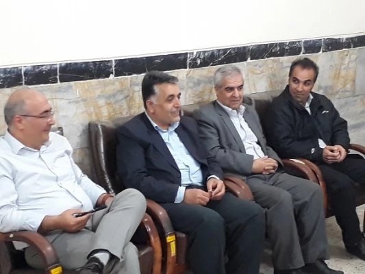 همزمان با گرامیداشت هفته آموزش 
نشست صمیمی مدیریت امورپردیس های دانشگاه فرهنگیان استان آذربایجان غربی 
درجمع اساتید پردیس شهیدرجایی ارومیه