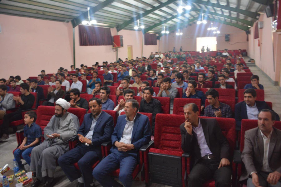 مراسم گرامیدا شت هفته معلم و نیمه شعبان سالروز میلاد با سعادت امام زمان (عج) ،هفته گرامیداشت  سربازان گمنام 

درپردیس شهیدرجایی ارومیه برگزارشد. 3