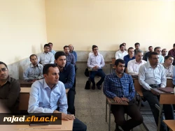 دکتر بیگی مسئول دفتر نهاد نمایندگی ولی فقیه در دانشگاه فرهنگیان آذربایجان غربی:

معلمی عشق است ،هنر است وافرادی مثل شهیدحججی ها و فهمیده ها در کلاس های شما آموزش می بینند.
 6