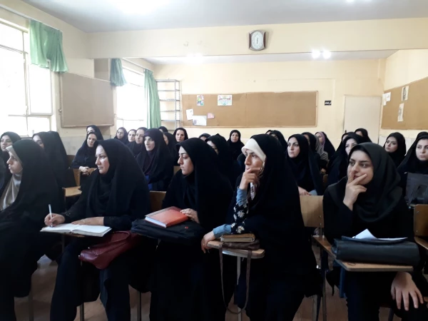 به منظور تنویر مهارت آموزان محترم ماده 28

جلسه پرسش و پاسخ برگزار شد 2