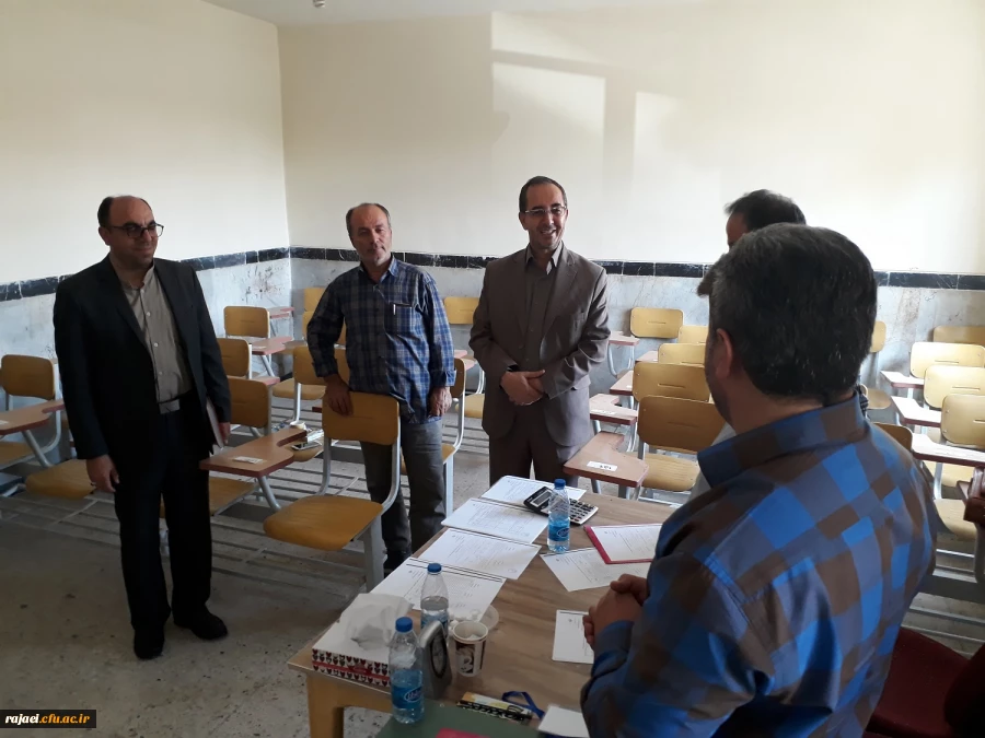 بازدید رئیس هسته گزینش آموزش و پرورش استان از مصاحبه داوطلبین چند برابر ظرفیت پردیس شهید رجایی 3
