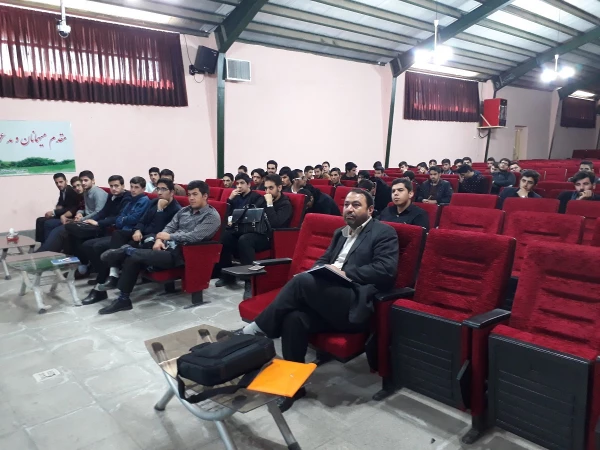 دومین کارگاه آموزشی، کیفیت و خلاقیت با حضور دکتر رزم ارا برگزار شد 3