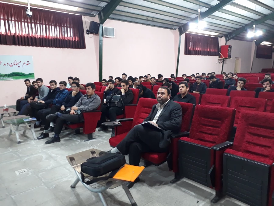 دومین کارگاه آموزشی، کیفیت و خلاقیت با حضور دکتر رزم ارا برگزار شد 3