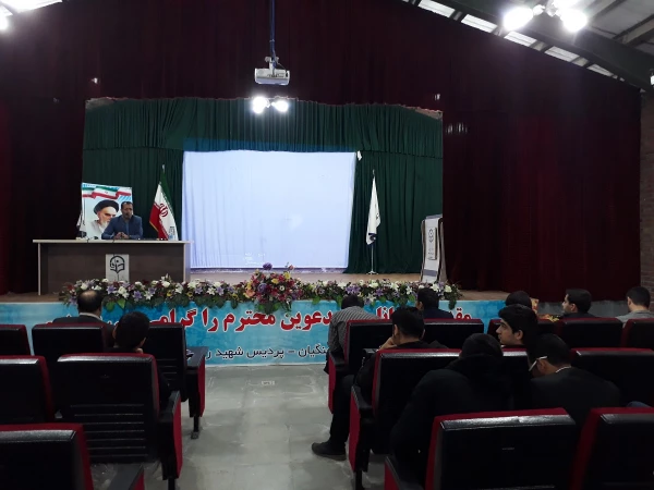 دومین کارگاه آموزشی، کیفیت و خلاقیت با حضور دکتر رزم ارا برگزار شد 6