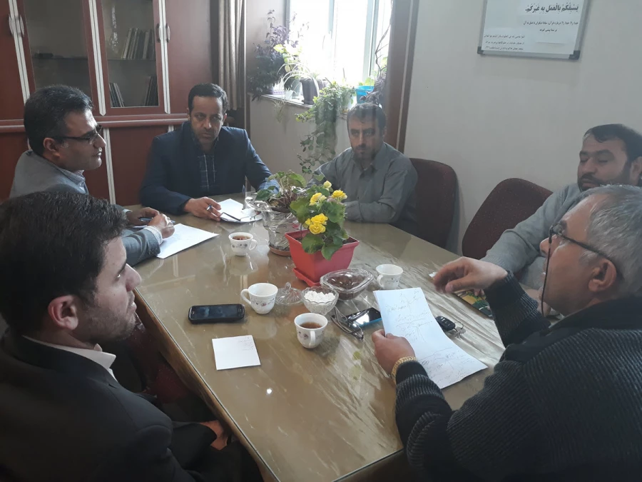 اولین جلسه کمیته اجرائی همایش آموزش زبان عربی در پردیس شهید رجایی ارومیه برگزار شد. 3