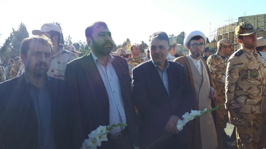 مدیران و دانشجویان دانشگاه فرهنگیان آذربایجان غربی با آرمان های والای شهدا و امام  راحل تجدید میثاق کردند. 5