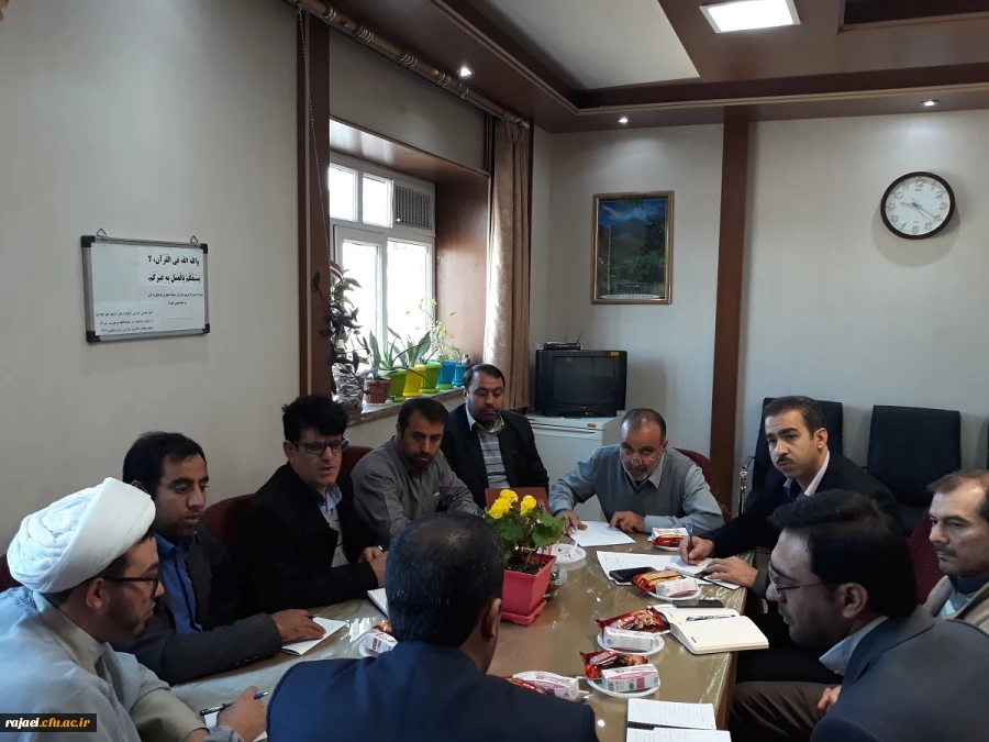 جلسه هماهنگی مراسم بزرگداشت روز دانشجو برگزار شد 4