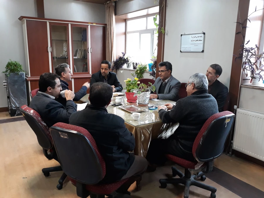 اولین جلسه کمیته علمی همایش کشوری عربی برگزار شد 4