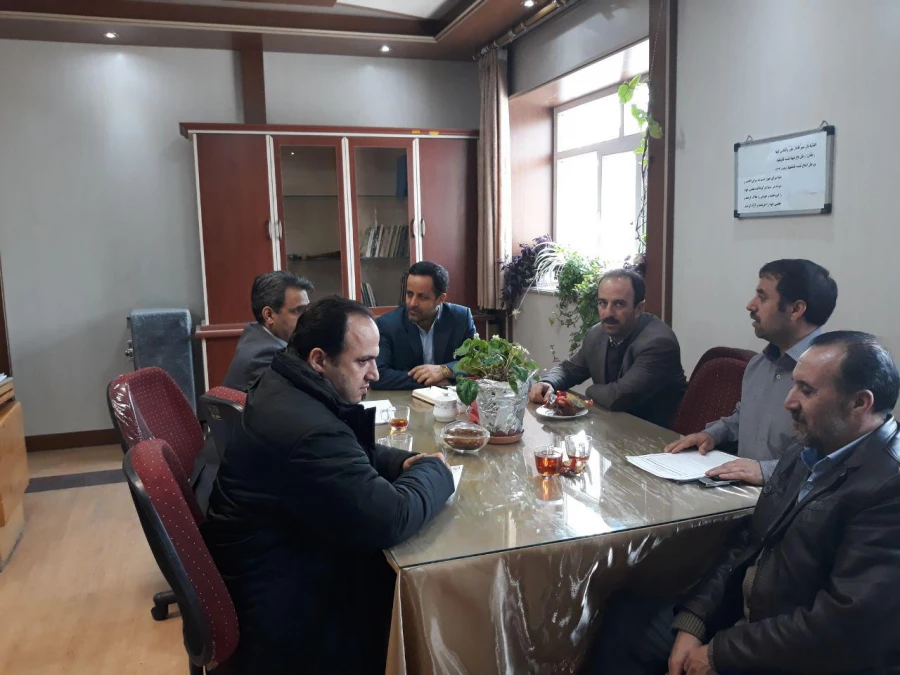 جلسه هماهنگی امتحانات در اتاق معاونت آموزشی برگزار گردید.