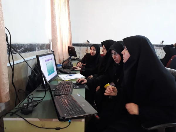 کارگاه آشنایی با نرم افزارهای تولید محتوا جهت اساتید و کارکنان دانشگاه فرهنگیان استان آذربایجان غربی برگزار شد