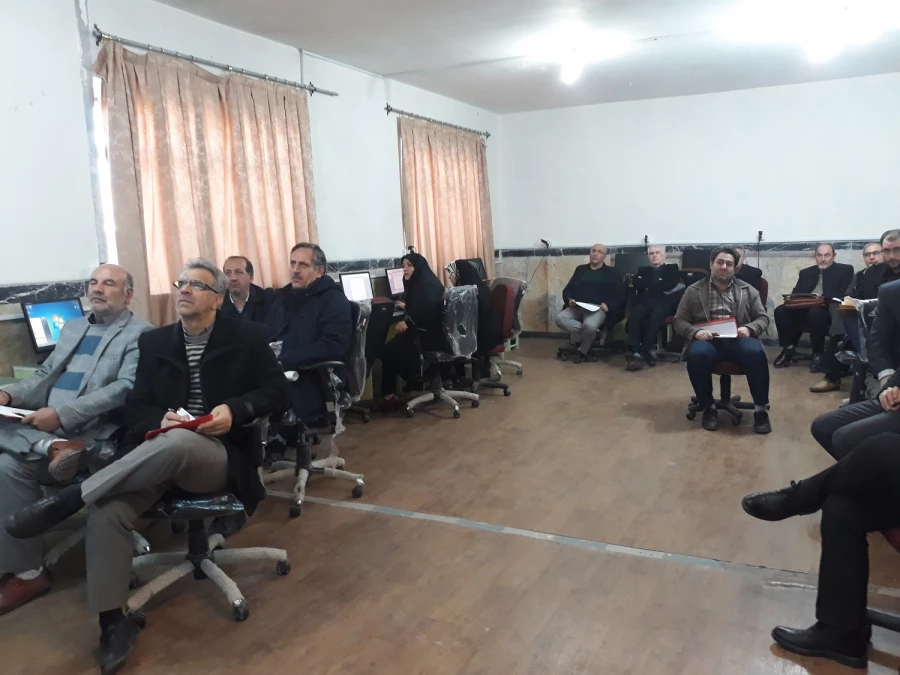 کارگاه آشنایی با نرم افزارهای تولید محتوا جهت اساتید و کارکنان دانشگاه فرهنگیان استان آذربایجان غربی برگزار شد