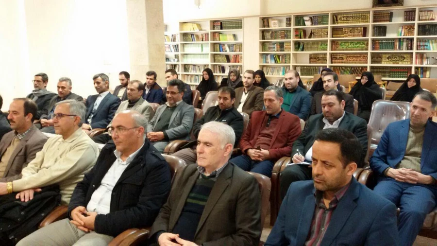 نماینده ولی فقیه در استان آذربایجان غربی و امام جمعه ارومیه :

نظام جمهوری اسلامی با معجزه پا برجاست و همچنان به حرکت خود در مسیر رشد و توسعه ادامه خواهد داد 3