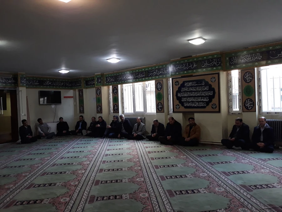 برگزاری سلسله جلسات اخلاق اداری توسط حجت الاسلام دکتر بیگی مسئول نمایندگی نهاد مقام معظم رهبری در پردیس شهید رجایی ارومیه 4