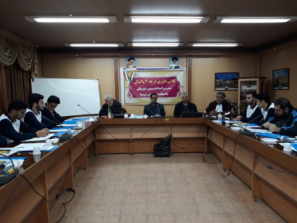 به همت کارشناسی تربیت بدنی و با هماهنگی هیئت والیبال استان

کلاس داوری درجه سه والیبال در دانشگاه فرهنگیان ارومیه  برگزار شد
 3