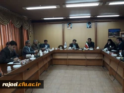 با حضور جمعی از صاحبنظران عرصه و تعلیم و تربیت 

همایش ملی آموزش زبان عربی در ارومیه برگزار می شود 4