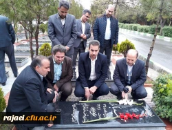 میثاق دوباره با آرمانهای امام خمینی (ره) و شهدای گرانقدر انقلاب اسلامی 3