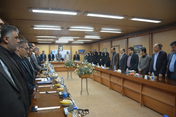 با حضور معاون آموزش و تحصیلات تکمیلی و مدیر کل حراست دانشگاه فرهنگیان

مراسم تکریم و معارفه سرپرست مدیریت امور پردیس های استان آذربایجان غربی برگزار شد 2