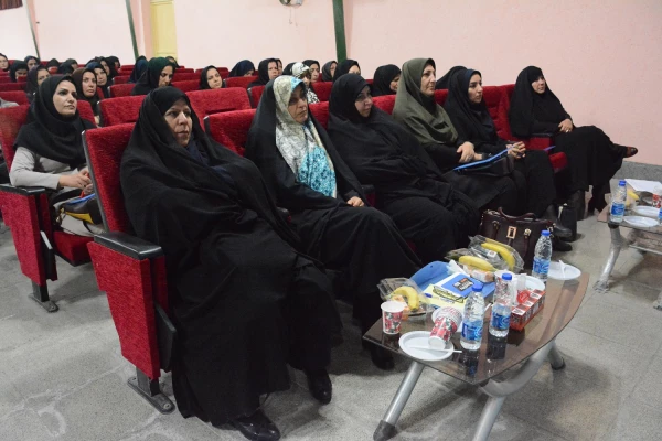 با حضورگرم اندیشمندان واساتید و معلمان ودانشجومعلمان ازاقصی نقاط کشور

همایش ملی آموزش زبان عربی درپردیس شهیدرجایی ارومیه برگزار گردید 3