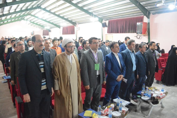 با حضورگرم اندیشمندان واساتید و معلمان ودانشجومعلمان ازاقصی نقاط کشور

همایش ملی آموزش زبان عربی درپردیس شهیدرجایی ارومیه برگزار گردید