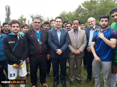 بمناسبت گرامیداشت هفته مقام معلم با شرکت دانشجو معلمان یکسری مسابقات فوتبال در پردیس شهید رجایی ارومیه برگزار گردید