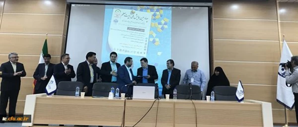 همزمان با یکصدمین سالگرد تربیت معلم:

دکتر خنیفر به عنوان نخستین رئیس دانشگاه فرهنگیان منصوب شد 2