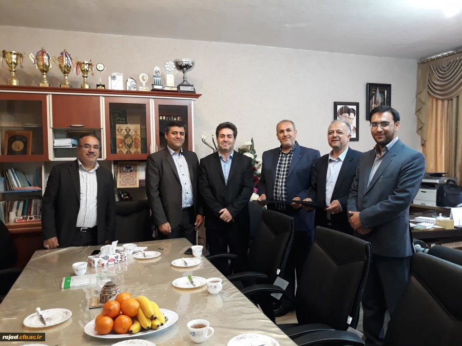 با حضور مسئولین امورمالی سازمان مرکزی دانشگاه فرهنگیان کشور

 مراسم تکریم و معارفه کارشناس مسئول امور مالی و طرح و برنامه استان برگزار شد