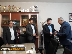 با حضور مسئولین امورمالی سازمان مرکزی دانشگاه فرهنگیان کشور

 مراسم تکریم و معارفه کارشناس مسئول امور مالی و طرح و برنامه استان برگزارشد. 3