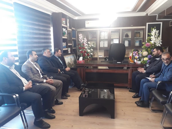 در دیدار سرپرست امور پردیس های استانی با نمایندگان مردم ارومیه در مجلس شورای اسلامی

نمایندگان مردم ارومیه حمایت خود را از دانشگاه فرهنگیان اعلام کردند
 2