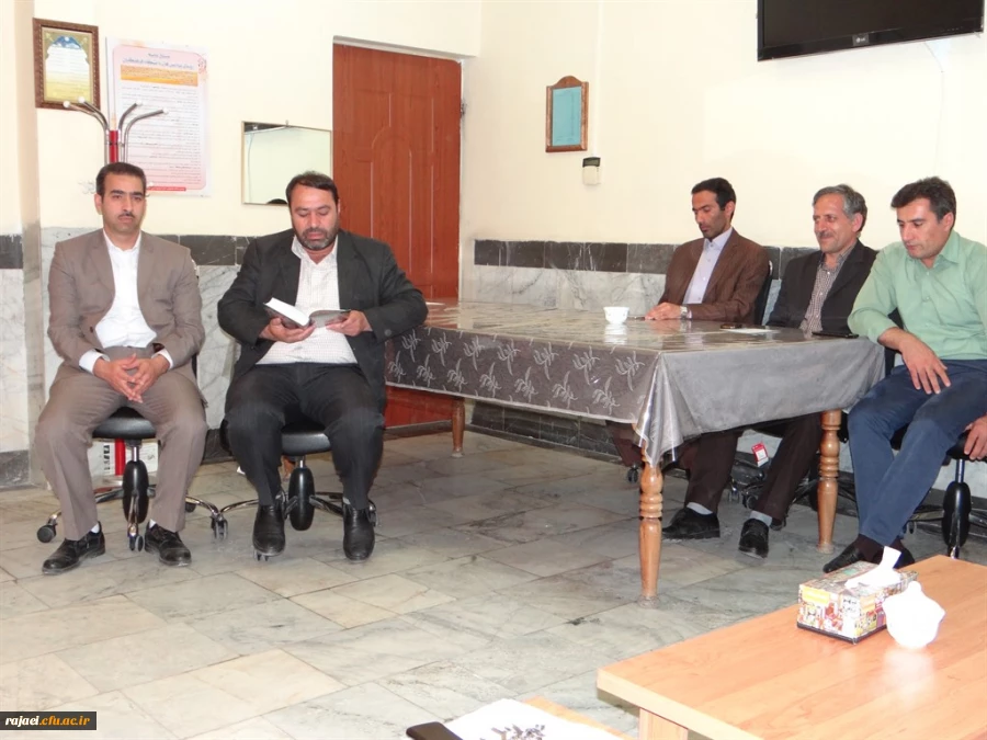 به مناسبت بیست و هفتم اردیبهشت، روز روابط عمومی

از رابطان روابط عمومی پردیس ها و مراکز دانشگاه فرهنگیان استان تجلیل به عمل آمد 2