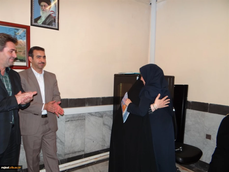 به مناسبت بیست و هفتم اردیبهشت، روز روابط عمومی

از رابطان روابط عمومی پردیس ها و مراکز دانشگاه فرهنگیان استان تجلیل به عمل آمد 4