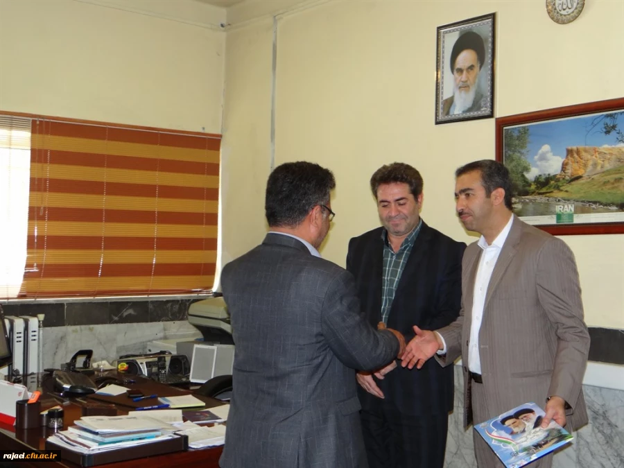 به مناسبت بیست و هفتم اردیبهشت، روز روابط عمومی

از رابطان روابط عمومی پردیس ها و مراکز دانشگاه فرهنگیان استان تجلیل به عمل آمد