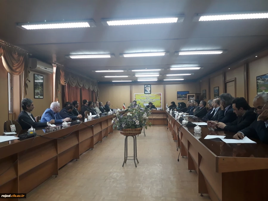 در شورای آموزشی دانشگاه فرهنگیان استان آذربایجان غربی طرح شد:

کارشناسی آموزش پردیس شهید رجایی ارومیه رتبه اول کشور را در بین پردیس های کشور کسب نمود 2